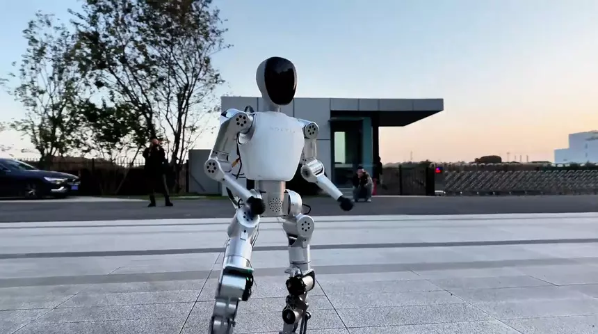 ‘dünyanın en ucuz robotu’ Telefon fiyatına satılacak!