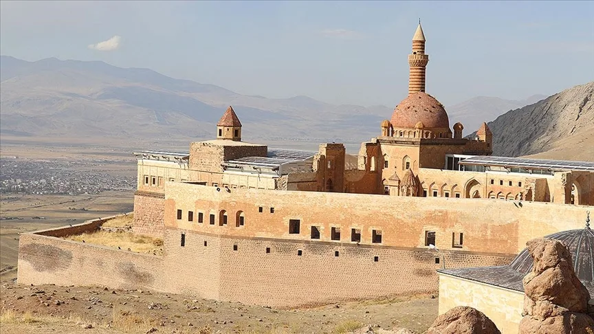 İshak Paşa Sarayı’nın UNESCO’nun asıl listesine girmesi için “alan yönetimi planı” hazırlanıyor