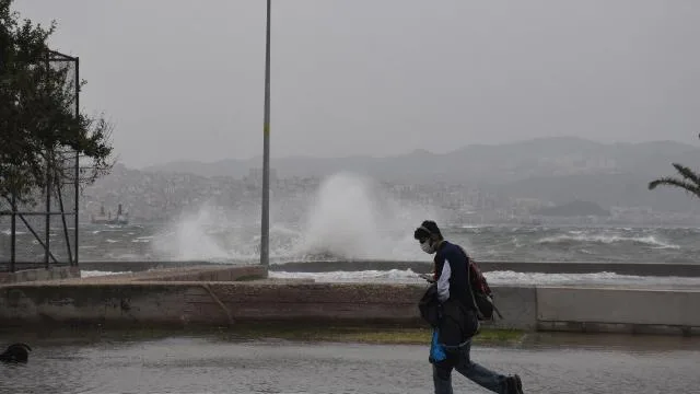 Meteoroloji’den kuvvetli sağanak uyarısı