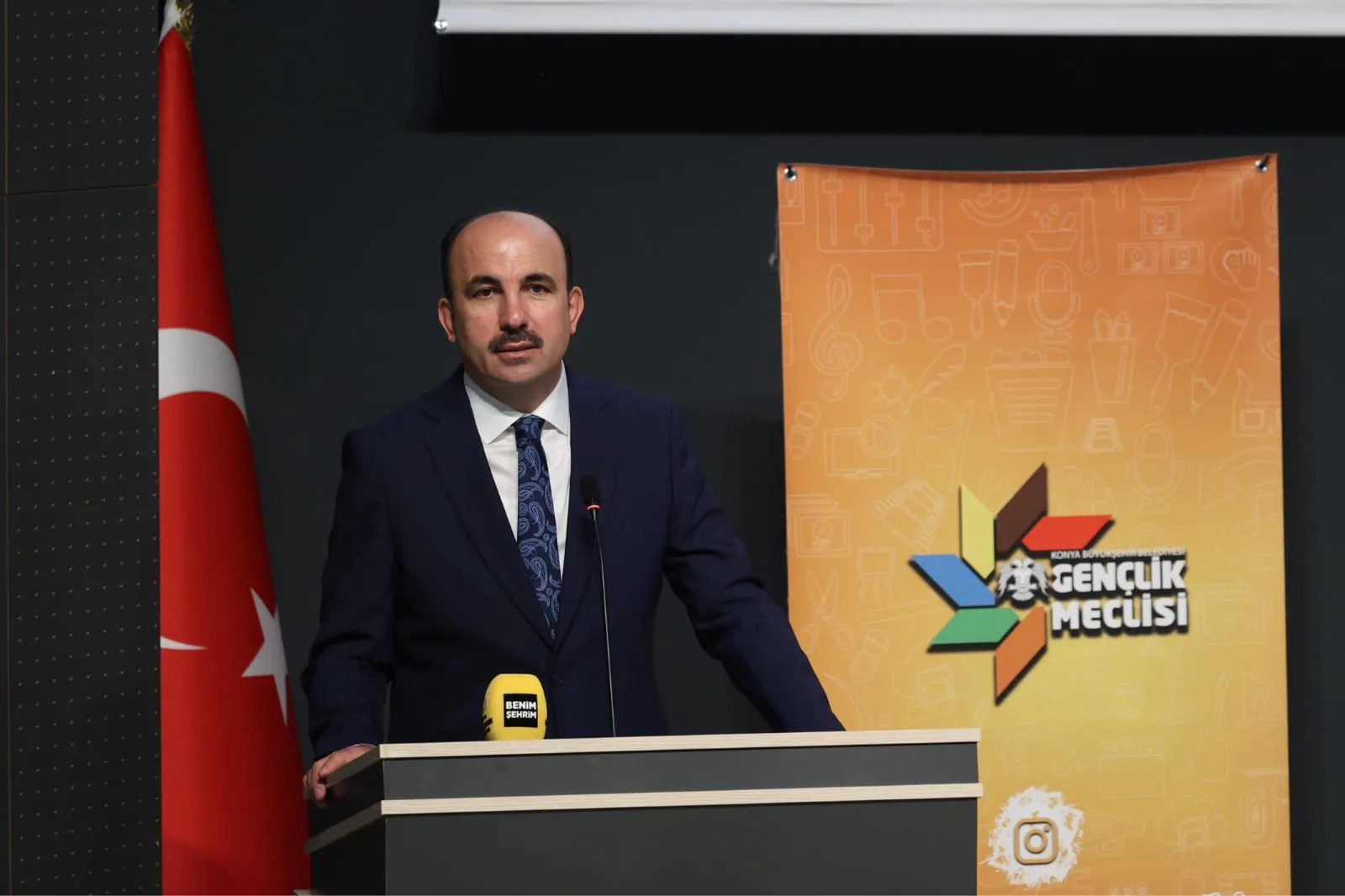 BAŞKAN ALTAY: “ÜLKEMİZİN GELECEĞİNE İMZA ATACAK BİR NESİL YETİŞTİRMEK İÇİN ÇABA SARF EDİYORUZ”