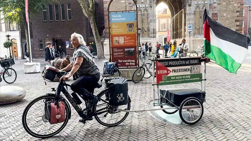 Hollandalı 74 yaşındaki Maria, Filistin’e dikkati çekmek için bisikletle bir ayda tüm ülkeyi dolaştı