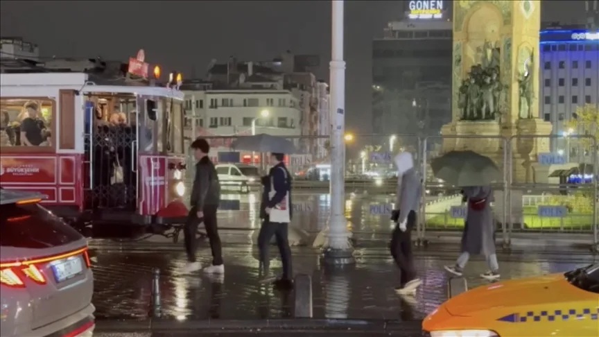 İstanbul’da bazı bölgelerde sağanak etkili oluyor