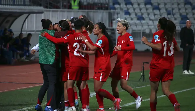 Kadın milliler avantaj yakaladı