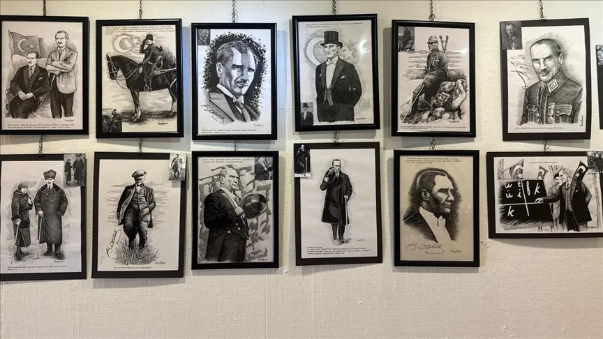 Sanatçı Yüksel Akman, kara kalemle Mustafa Kemal Atatürk’ün hayatını resmetti