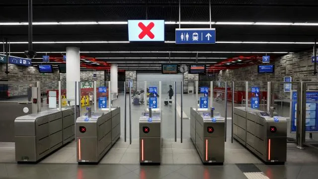 Belçika’da genel grev hayatı durma noktasına getirdi