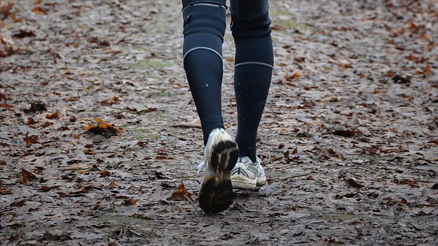 Araştırmaya göre, günlük adım sayısına uzun yürüyüşle ulaşmak daha sağlıklı olabilir