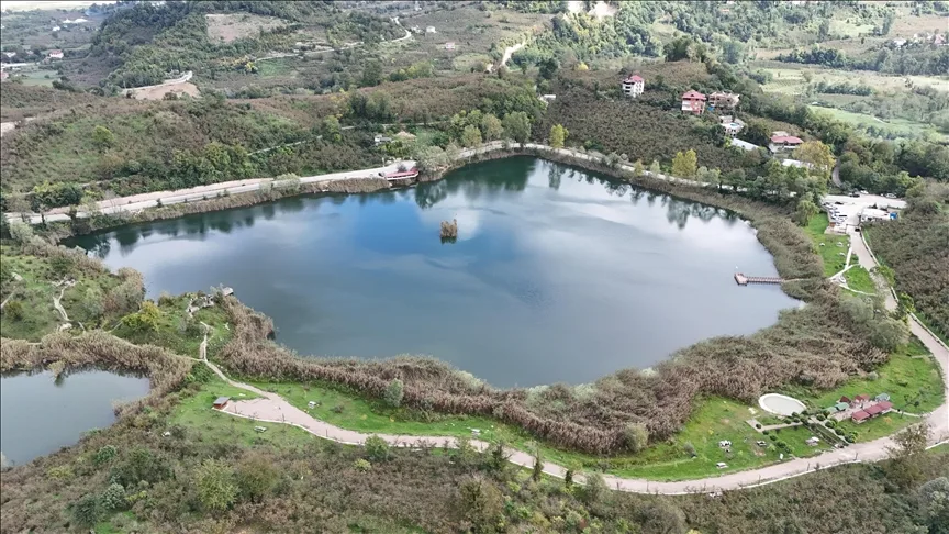 Doğal güzelliğiyle öne çıkan Gaga Gölü’nü 9 ayda 200 bin kişi ziyaret etti