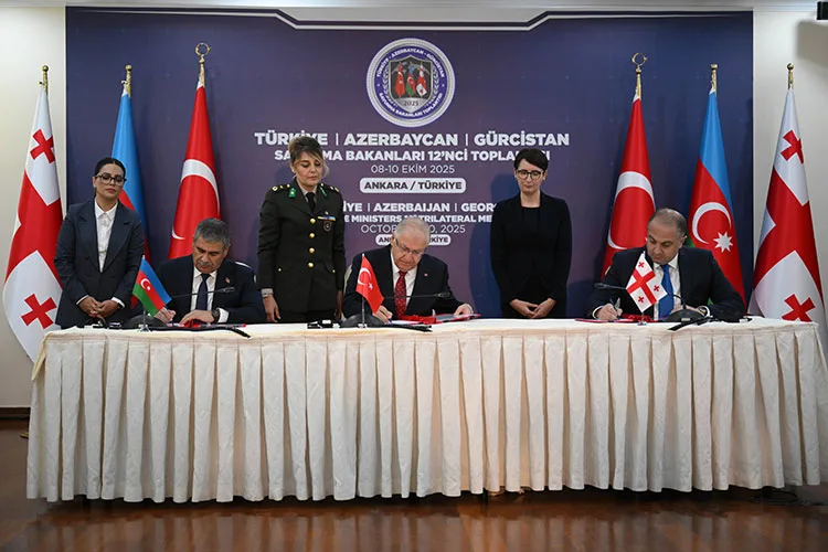 Milli Savunma Bakanı Güler: Türkiye, Azerbaycan ve Gürcistan arasındaki işbirliği Kafkasya’ya katkılar sağlamaktadır