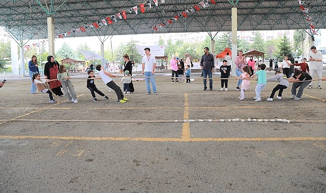 Keçiören’deki Sokak Oyunları Festivali’nde doyasıya eğlence