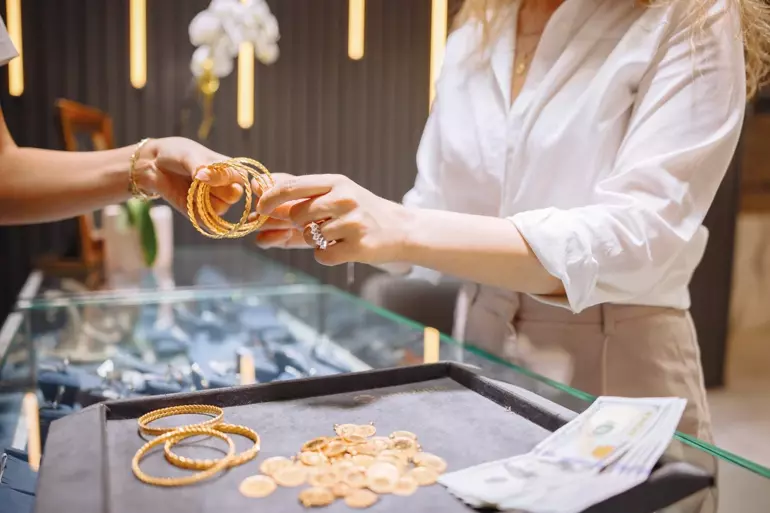 Maliye’den düşük matrah beyan eden mesleklere yıllık harç zorunluluğu…