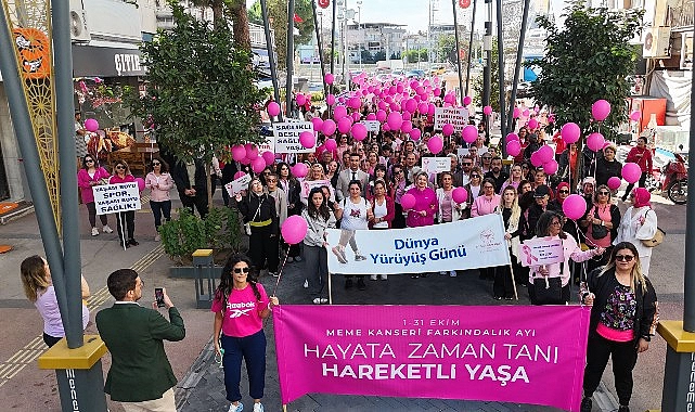 Menemenli kadınlardan pembe yürüyüş!