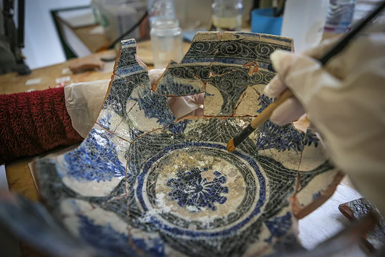 İznik Çini Fırınları kazısında şapel ve Osmanlı hamamı kalıntıları bulundu