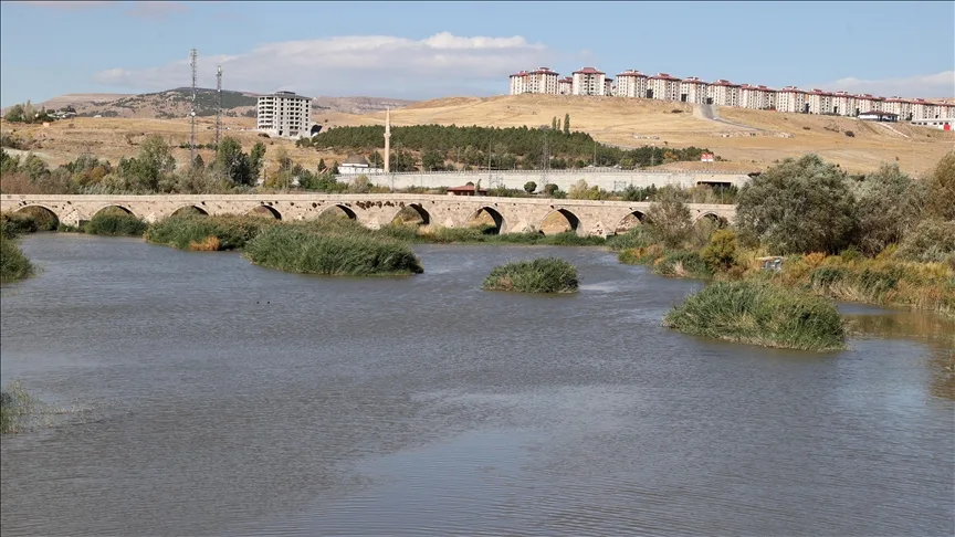 Kuraklık nedeniyle Kızılırmak’ın debisi son 4 yılın en düşük seviyesine geriledi