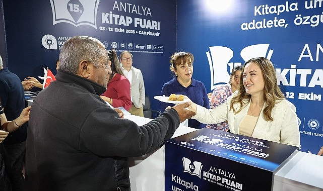 Antalya Kitap Fuarı’nı 1 milyon 103 bin kişi ziyaret etti