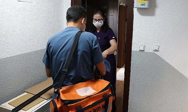 9 Ayda 1760 kişiye Evde Sağlık Hizmeti