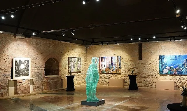 Lale Müzesi, “Birbirine Karşılık Gelen İşaretler” Sergisiyle Yeni Sezonunu Açtı