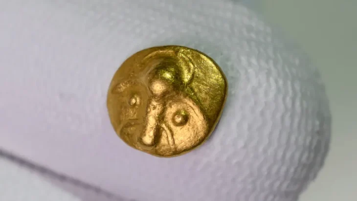 Leipzig’de Saksonya’nın En Eski Altın Parası Bulundu: 2.200 Yıllık Kelt Başyapıtı