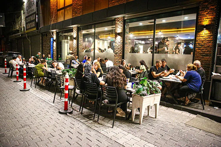 Günün her saati yemekle yaşayan şehir: Adana