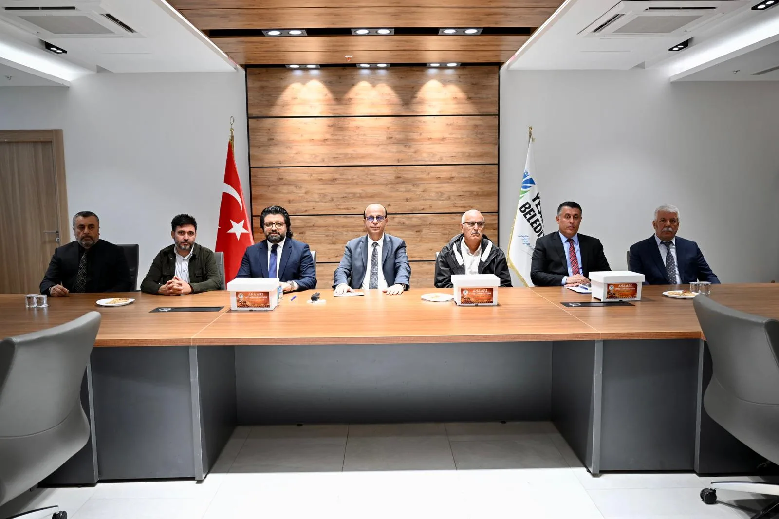 Başkan Geçit, “Ana Arı Yetiştirme” Kursunu Tamamlayan Kursiyerleri Ağırladı