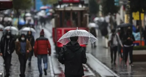 Meteoroloji’den 4 günlük uyarı: İstanbul’a sağanak yağış geliyor