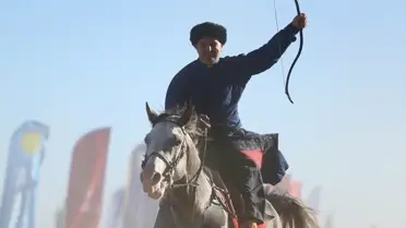 Şanlıurfa’da Atlı Gösteri ile Depremzede Gençlere Moral