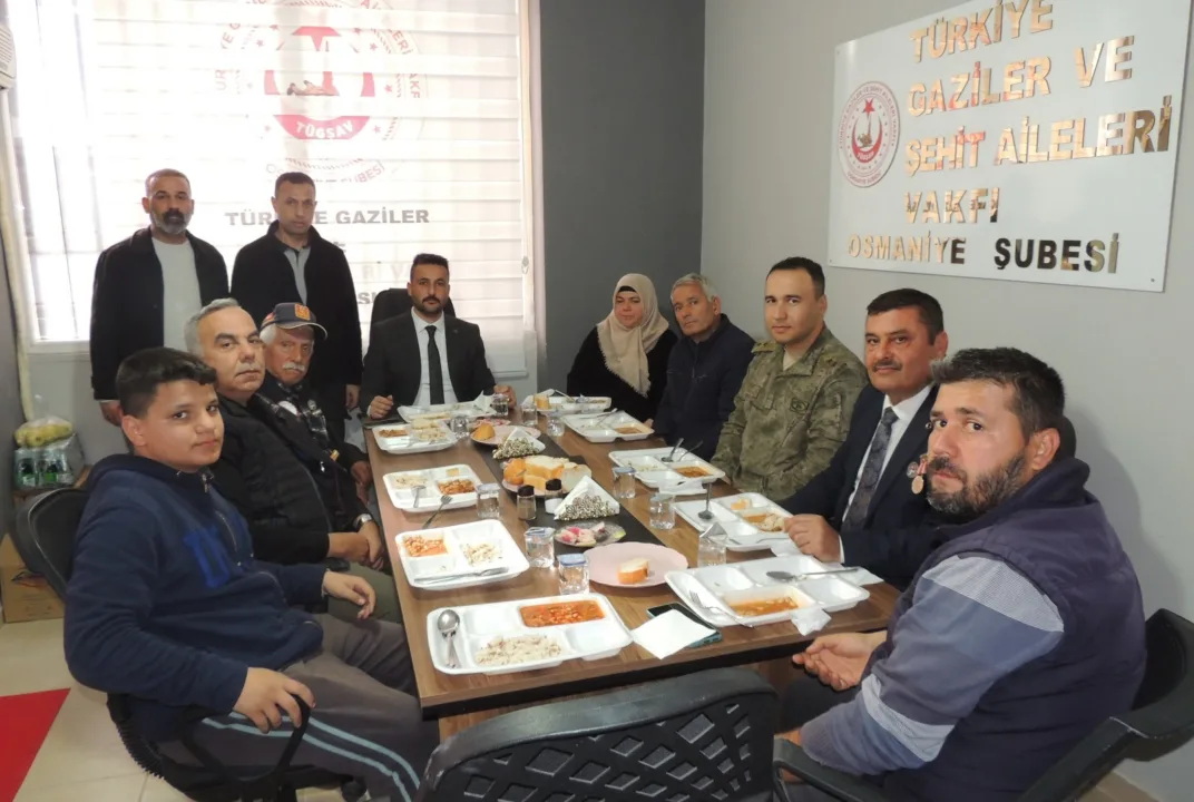 Gaziler ve Şehit Aileleri Vakfı’ndan Cuma Buluşmaları