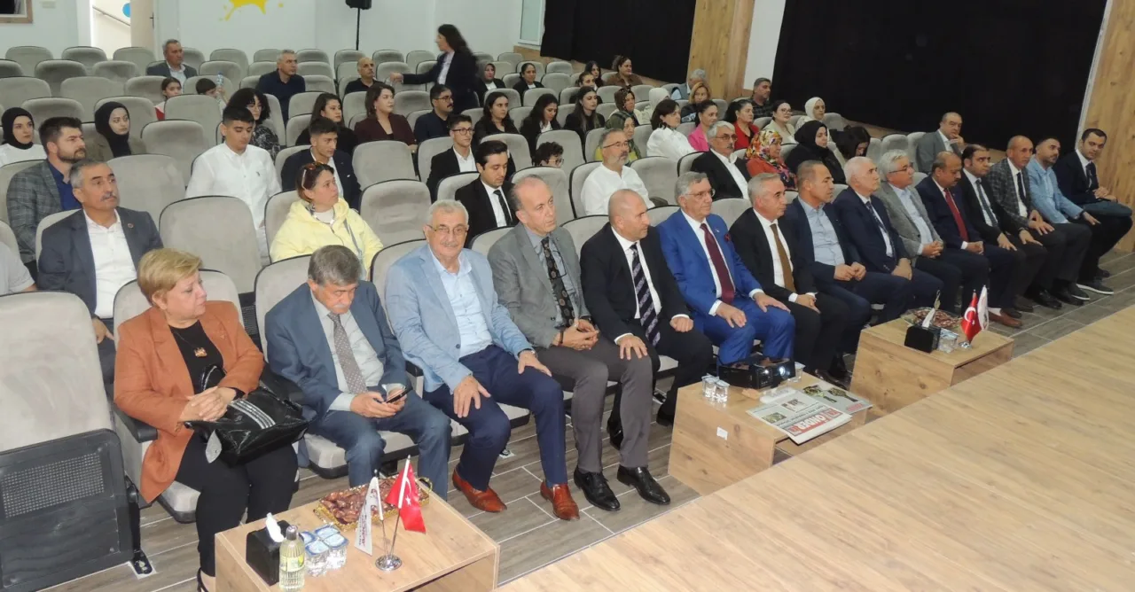 Türk Dünyası Sevgi, Birlik ve Bilimle Yükselebilir