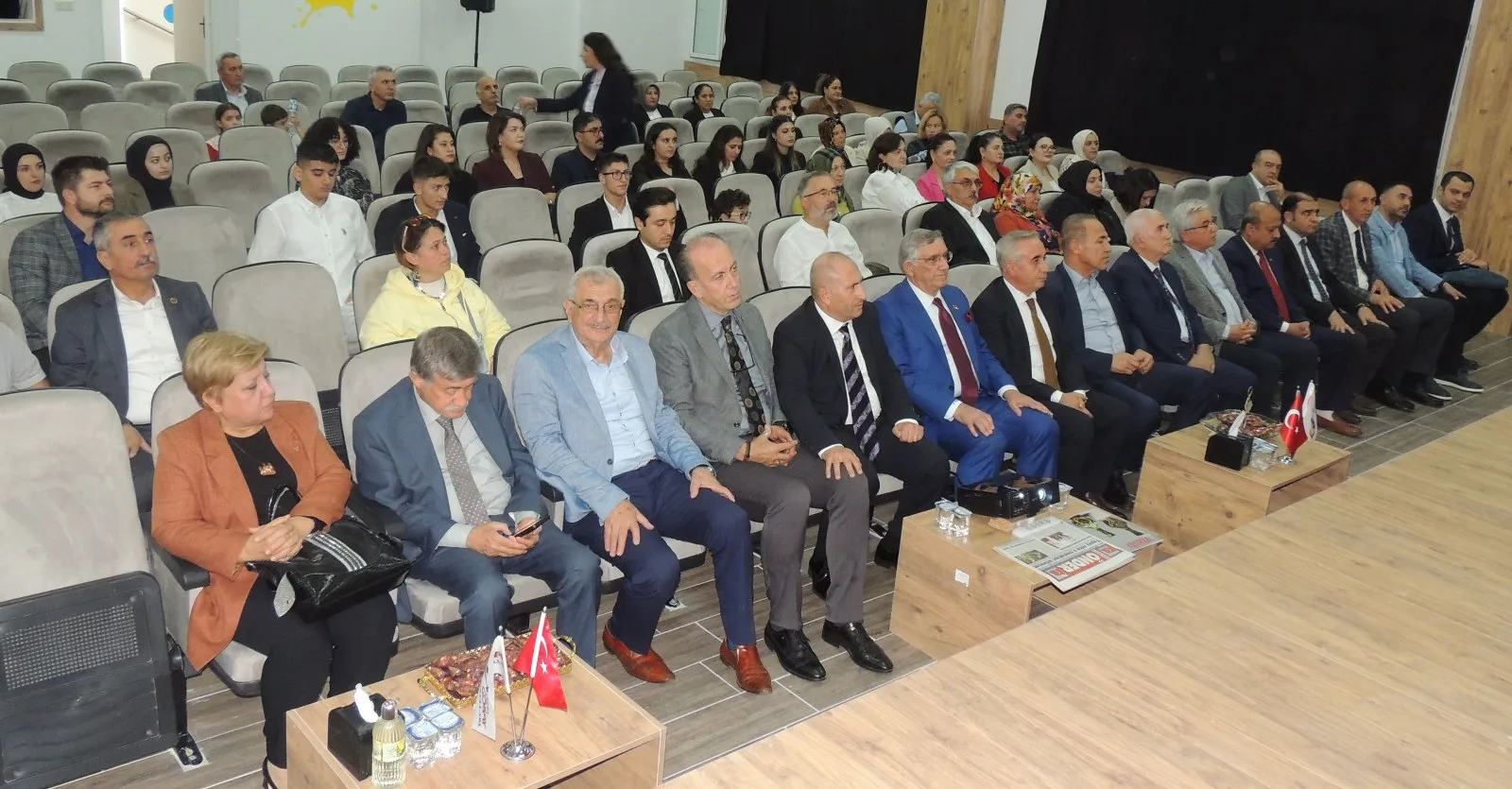 Türk Dünyası Sevgi, Birlik ve Bilimle Yükselebilir