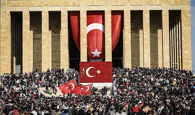 10 Kasım Resmi Tatil mi? Okullar, Üniversiteler ve Kurumlar Tatil mi?