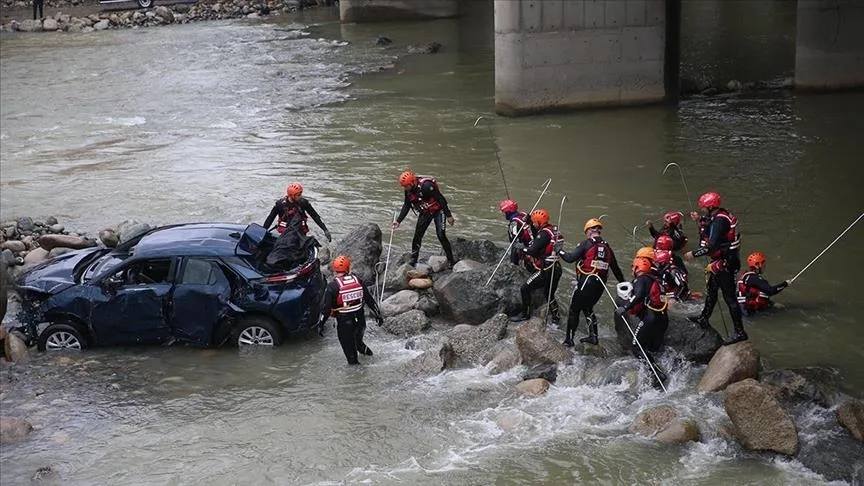 Türkiye’de 10 ayda 6 bin 599 afet ve acil duruma müdahale edildi