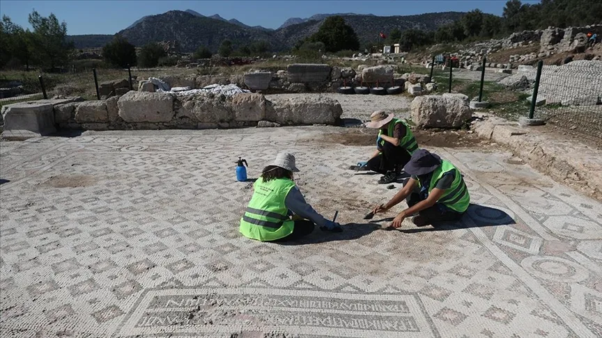 Xanthos kazılarında antik dönemdeki ticaretin izleri ortaya çıkarılıyor