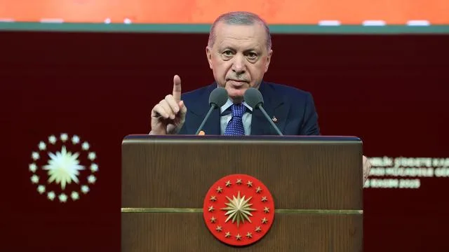Cumhurbaşkanı Erdoğan: Toplumun temeli olan ailelerin de kilit taşı kadındır