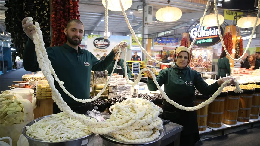 Diyarbakır’da “7. Mezopotamya Gurme ve Yöresel Lezzetler Fuarı” açıldı