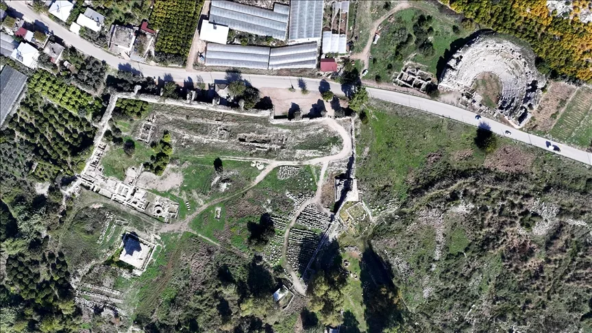 Limyra Antik Kenti’nde 43 yıldır aranan Zeus Tapınağı bulundu