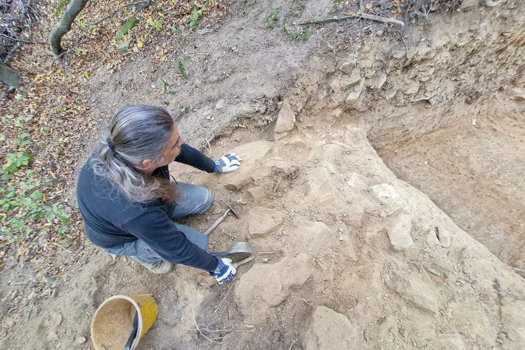 Hırvatistan’da Deniz Seviyesinden 611 Metre Yükseklikte 3.200 Yıllık Eşsiz Kale Keşfedildi