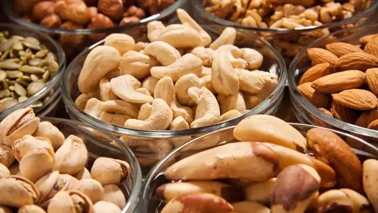 Her gün avuç avuç yiyin!.. En sağlıklı kuruyemiş meğer oymuş! Sonuç görenleri şok etti