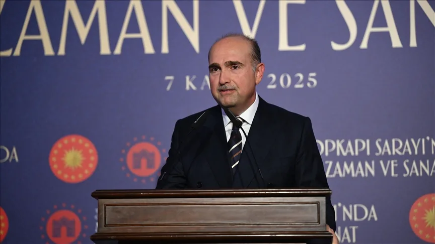 Topkapı Sarayı içerisindeki Has Ahırlar bölümünde “Saat Müzesi” açıldı