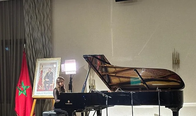 Piyanonun Genç İncisi Ayşe Nil, Uluslararası Başarısıyla Narlıdere’yi Gururlandırdı