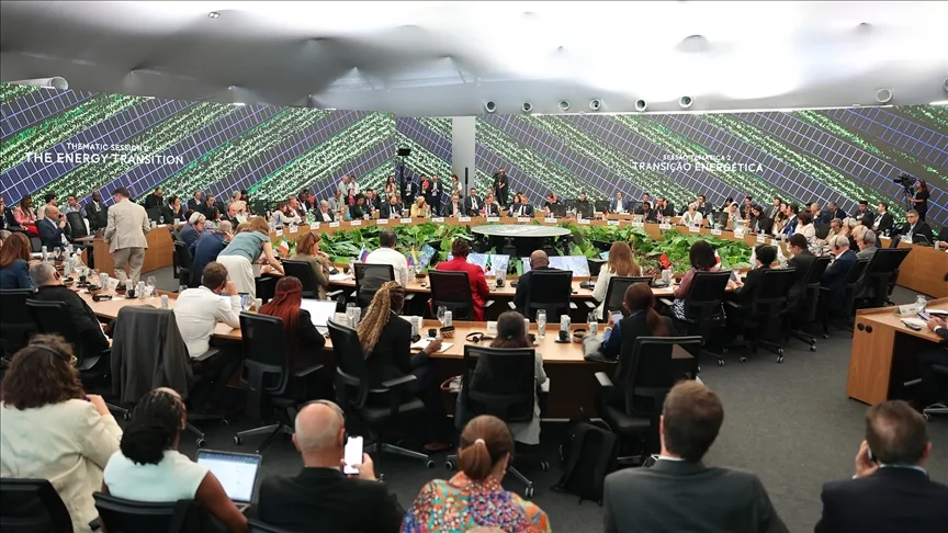 Küresel siyasi ortam iklim finansmanını zorlaştırarak eylemi yavaşlatıyor