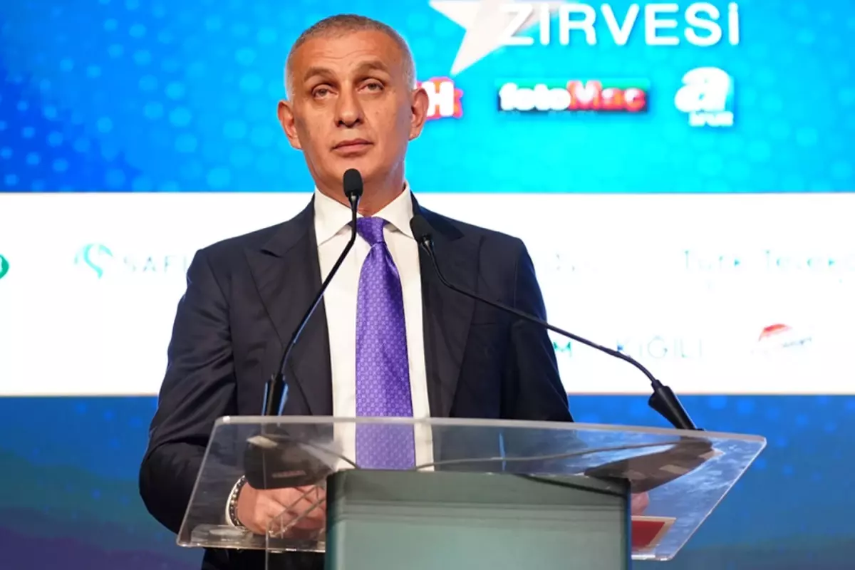 Türk futboluna yeni hakemler geliyor