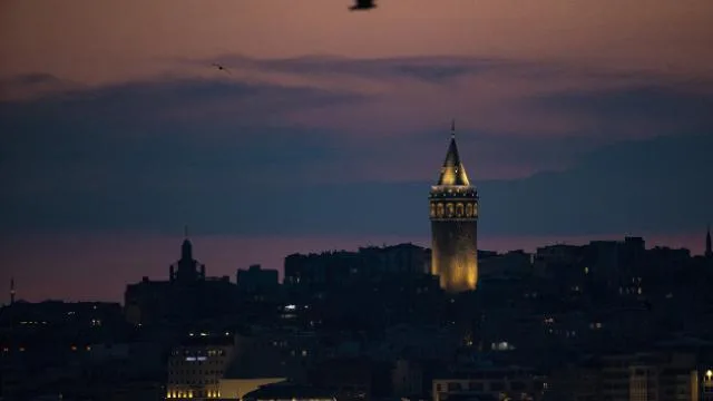 Kuzey Yarım Küre kışı ‘en uzun gece’ ile karşılıyor