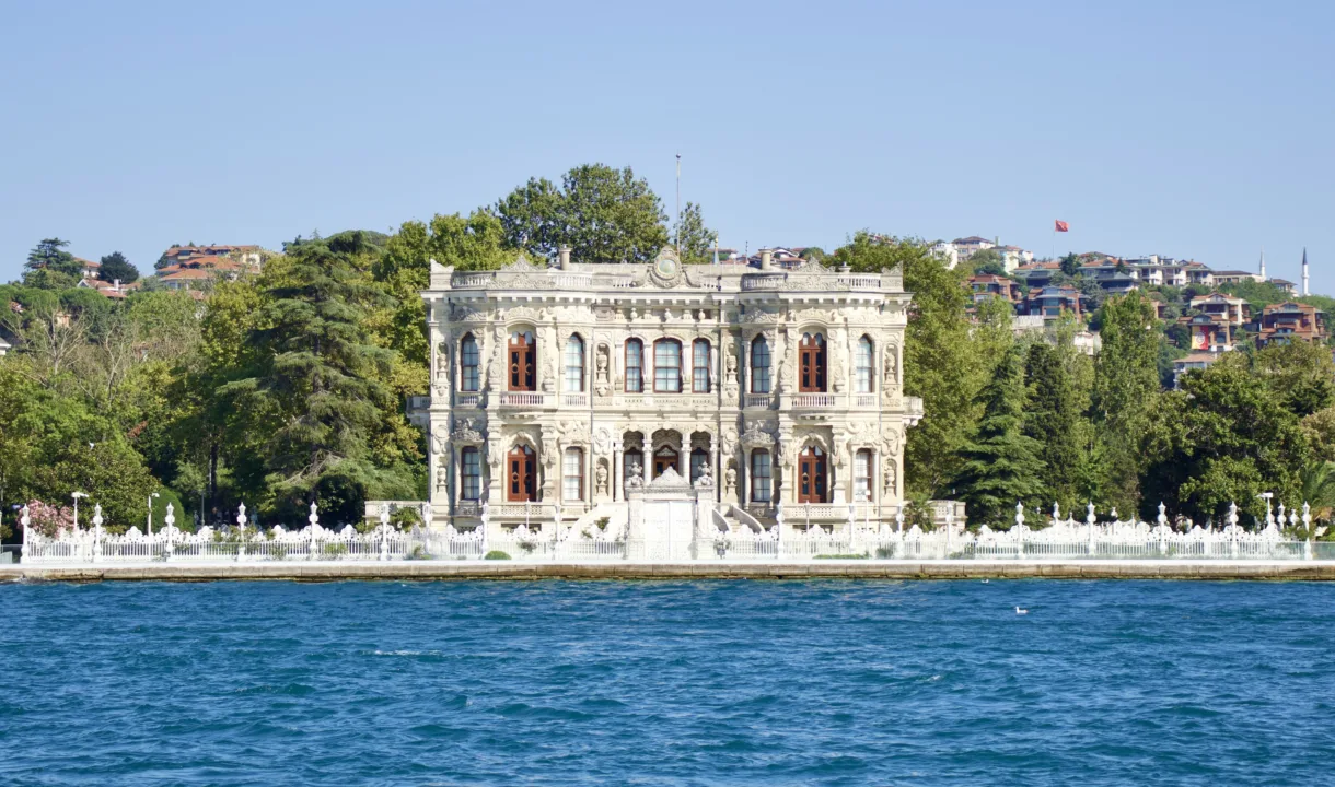 Tarihi Küçüksu Kasrı