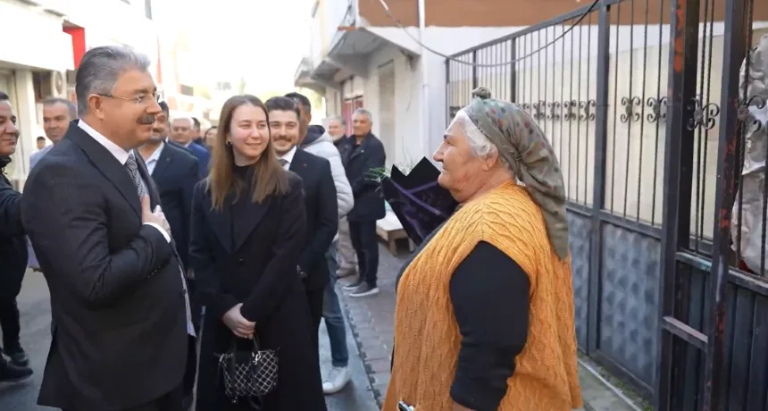 Vali Yılmaz’ın Çiçeği Hayriye Teyzeyi Duygulandırdı!..