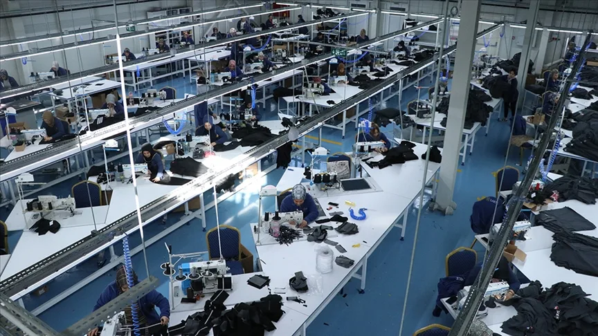 İstihdam yaklaşık 33 milyon kişiyle tarihi zirveye çıktı