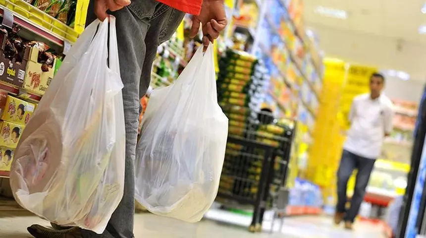 25 kuruş veriliyordu.. Plastik poşetlere zam!