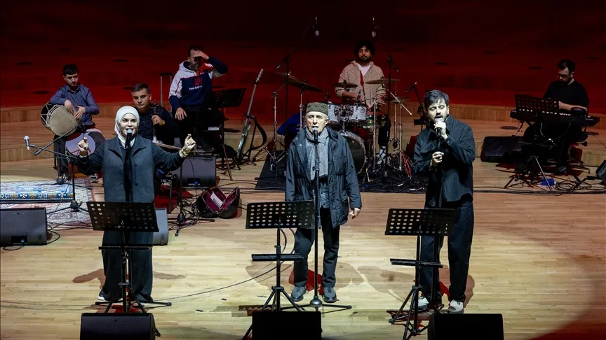 Azerbaycan’ın “Muğam” geleneği dünya müzikleriyle sahneye taşınıyor