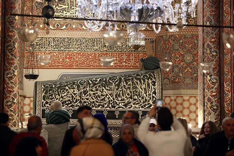 Mevlana Hz. , farklı inanç ve kültürden insanları “Huzur Vakti” temasıyla buluşturacak