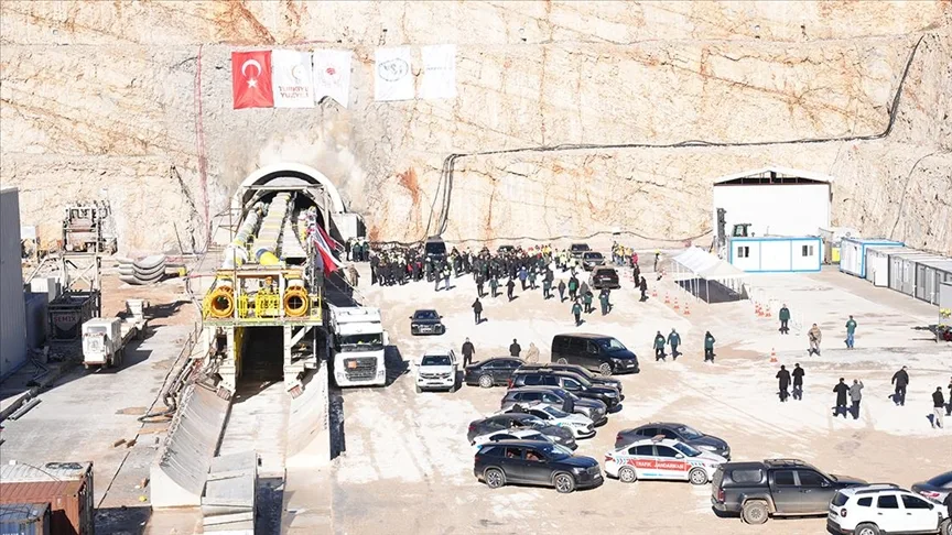 Diyarbakır’da Babakaya Sulama Tüneli’nde ikinci tüp kazı çalışmaları başladı