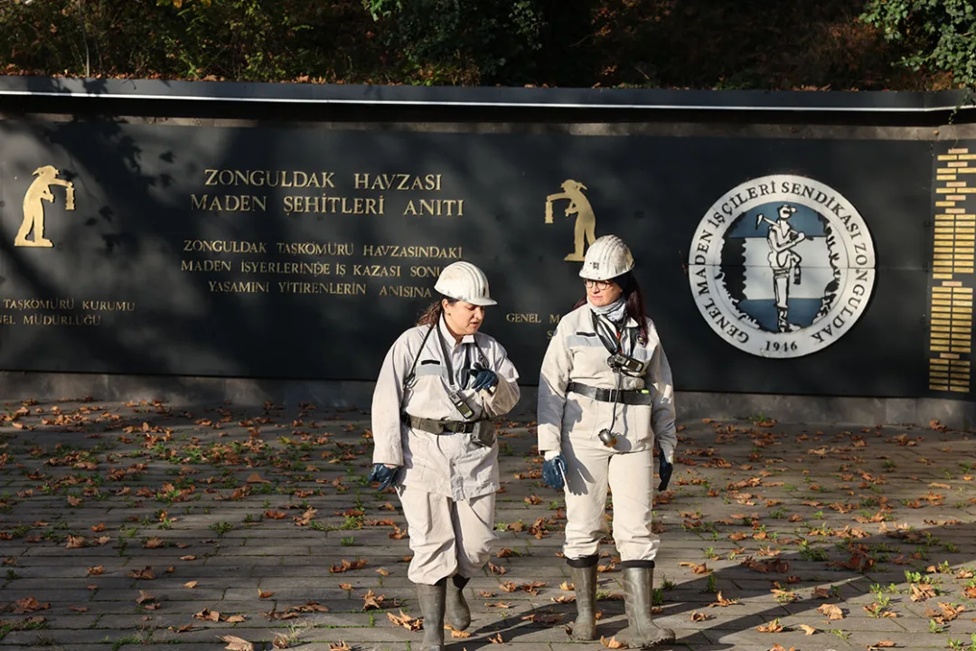 “Kömür kentinin” kadın mühendisleri yer altının zorlu koşullarında çalışıyor
