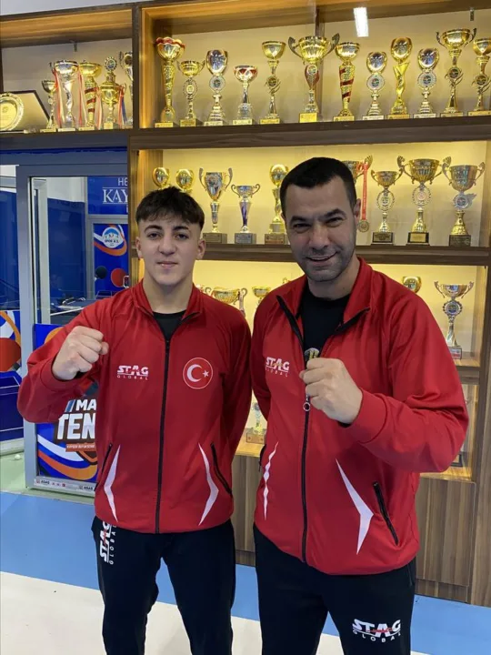 Milli masa tenisçi Kenan Eren’in hedefi olimpiyatlara katılmak